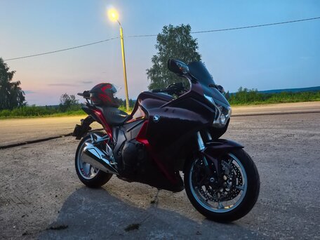 2011 Honda VFR 1200, чёрный, 830000 рублей, вид 5
