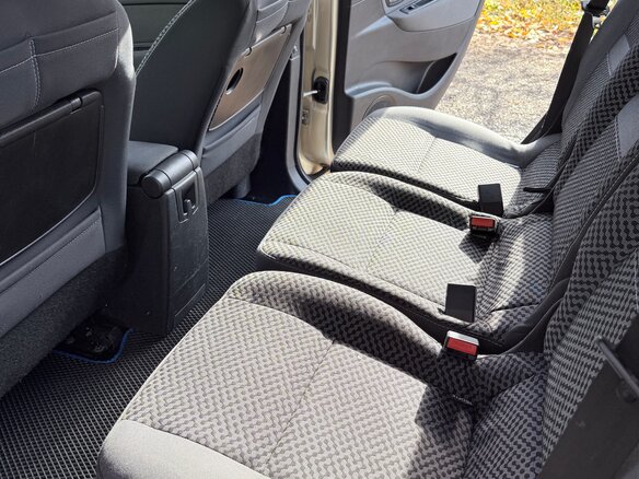 2011 Renault Scenic Grand III, бежевый, 870000 рублей - вид 17