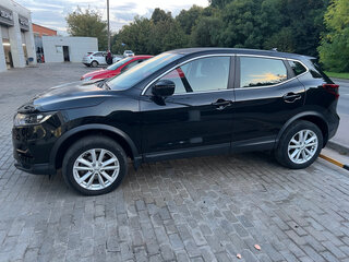 2020 Nissan Qashqai II Рестайлинг, чёрный, 1815000 рублей, вид 3