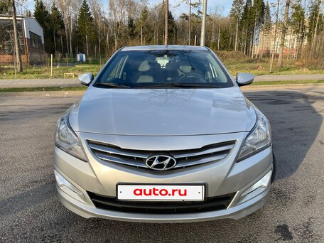 2016 Hyundai Solaris I Рестайлинг, серебристый, 1180000 рублей, вид 3