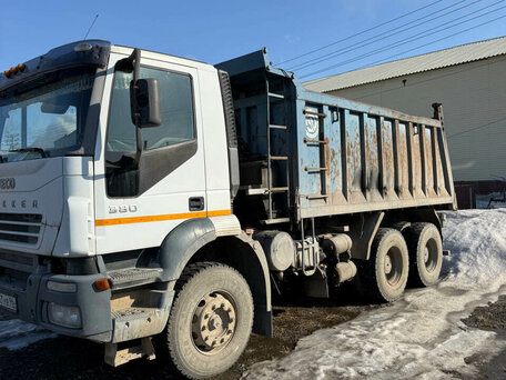 2006 Iveco Trakker, белый, 1500000 рублей, вид 2