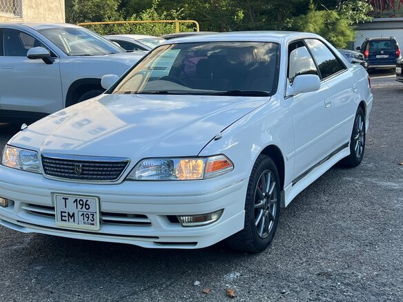 1997 Toyota Mark II VIII (X100), белый - вид 1