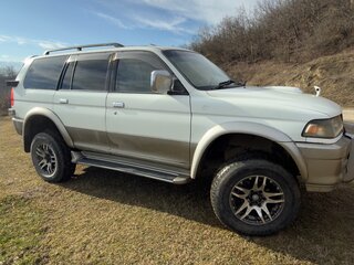 1998 Mitsubishi Challenger I, белый, 700000 рублей, вид 4