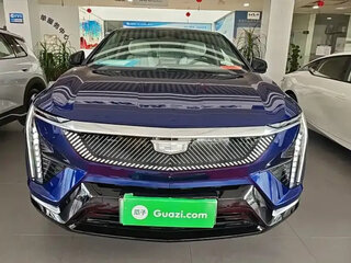 2025 Cadillac Optiq, синий, 4176099 рублей, вид 3