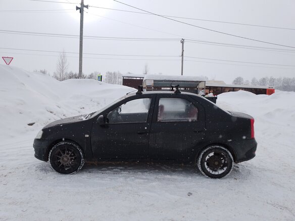 2011 Renault Logan I Рестайлинг, чёрный, 259000 рублей - вид 3