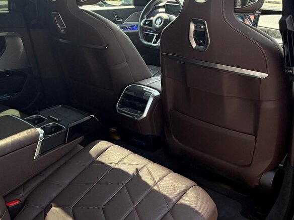 2023 BMW 7 серии 740d xDrive VII (G70), серый, 15700000 рублей - вид 17