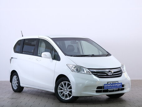 Honda Freed I Рестайлинг