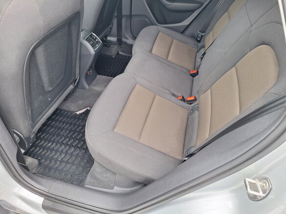 2013 Audi Q3 I (8U), серебристый, 1630000 рублей - вид 20