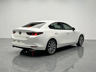 2023 Mazda 3 Axela IV (BP), белый, 1660600 рублей, вид 5