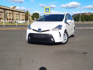 2019 Toyota Prius v (+) I Рестайлинг (ZVW40/41), белый, 2490000 рублей, вид 2