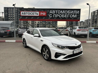 2020 Kia Optima IV Рестайлинг, белый, 1986846 рублей, вид 5