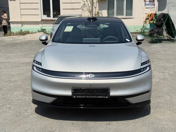 2026 Changan Qiyuan A06 28.39 kWh, серебристый - вид 1
