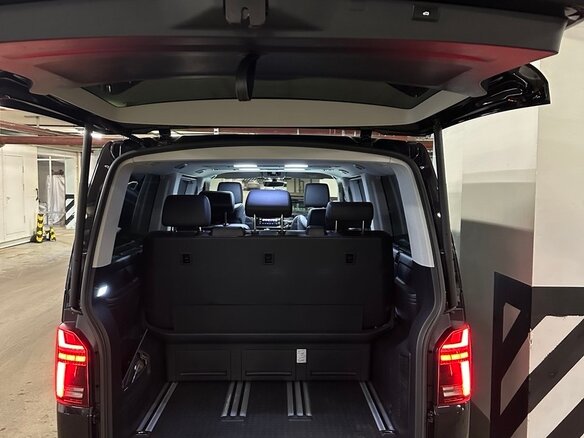 2020 Volkswagen Multivan Long T6 Рестайлинг, чёрный, 7190000 рублей - вид 6