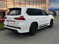 2016 Lexus LX 570 III Рестайлинг 2, белый, 7200000 рублей - вид 3