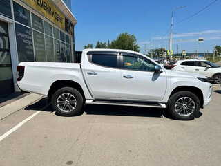2022 Mitsubishi L200 V Рестайлинг, белый, 4950000 рублей, вид 3