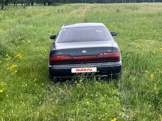 1991 Toyota Vista III (V30), чёрный, 130000 рублей, вид 4