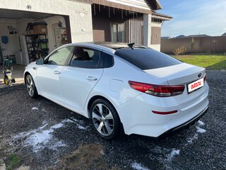 2019 Kia Optima IV Рестайлинг, белый, 1800000 рублей, вид 4
