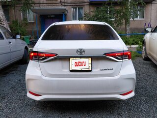 2021 Toyota Corolla XII (E210), белый, 1850000 рублей, вид 4