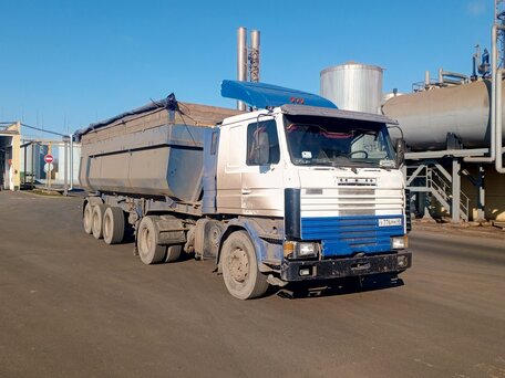 1992 Scania R-Series, белый, 400000 рублей, вид 2