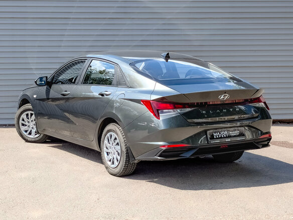 2022 Hyundai Elantra VII (CN7), зелёный, 1920000 рублей - вид 6