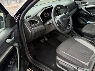 2024 Lada (ВАЗ) Vesta I Рестайлинг (NG), чёрный, 1170000 рублей, вид 4