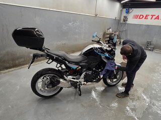 2021 BMW F 900 R, чёрный, 890000 рублей, вид 3