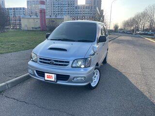 1997 Toyota Town Ace Noah III, серебристый, 700000 рублей, вид 3