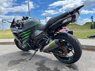 2021 Kawasaki ZZR 1400, серый, 1494803 рублей, вид 2