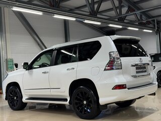 2017 Lexus GX 460 II Рестайлинг, белый, 5299000 рублей, вид 3