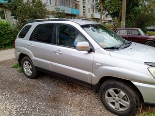 2009 Kia Sportage II Рестайлинг, серебристый, 750000 рублей, вид 2