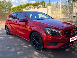 2014 Mercedes-Benz A-Класс 180 III (W176), красный, 1350000 рублей, вид 1