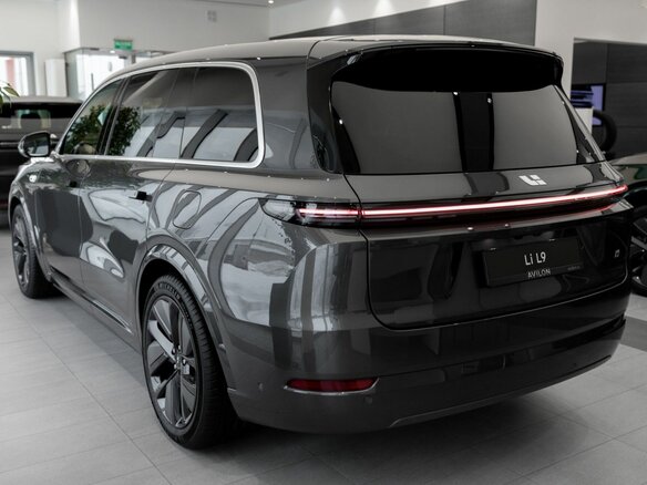 2025 Li Auto (Lixiang) L9 52.3 kWh I Рестайлинг, серый, 12152690 рублей - вид 6