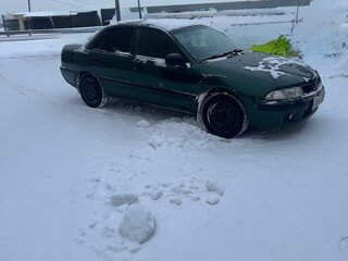 2001 Mitsubishi Carisma I Рестайлинг, зелёный, 355000 рублей, вид 3