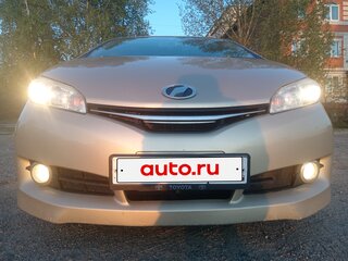 2017 Toyota Wish II Рестайлинг, коричневый, 1200000 рублей, вид 2