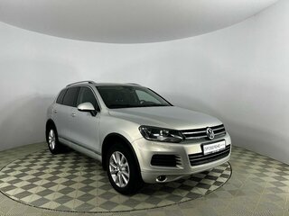 2011 Volkswagen Touareg II, серебристый, 1720000 рублей, вид 3