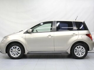 2002 Toyota Ist I, серый, 535000 рублей, вид 5