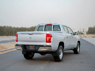 2023 Peugeot Landtrek, серебристый, 4331932 рублей, вид 4
