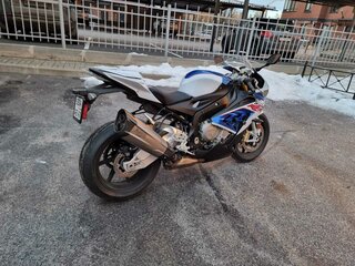 2017 BMW S 1000 RR, белый, 1350000 рублей, вид 3