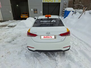 2019 Hyundai Solaris II, белый, 1120000 рублей, вид 4