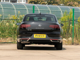 2025 Volkswagen Magotan B8 Рестайлинг, чёрный, 2690000 рублей, вид 5