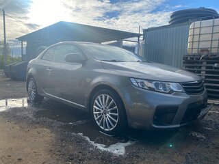 2010 Kia Cerato Koup II, серый, 749000 рублей, вид 3