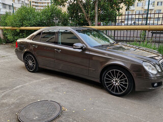 2006 Mercedes-Benz E-Класс 280 III (W211, S211) Рестайлинг, коричневый, 1150000 рублей, вид 2