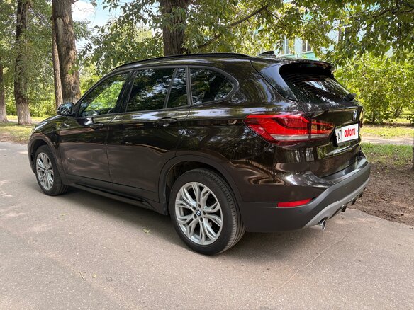 2018 BMW X1 18d xDrive II (F48), коричневый, 2670000 рублей - вид 6