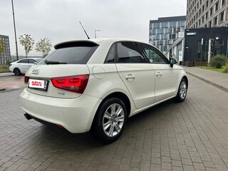 2013 Audi A1 I (8X), белый, 950000 рублей, вид 4