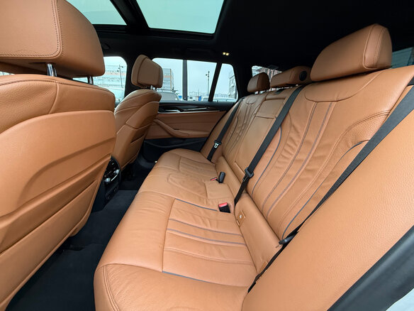 2023 BMW 5 серии 520d xDrive VII (G30/G31/G38) Рестайлинг, белый, 7500000 рублей - вид 21