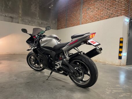 2003 Yamaha YZF-R6, серый, 540000 рублей, вид 3