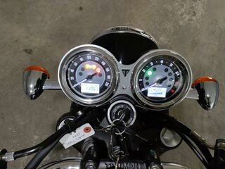 2022 Triumph Bonneville T120, красный, 1199000 рублей, вид 5