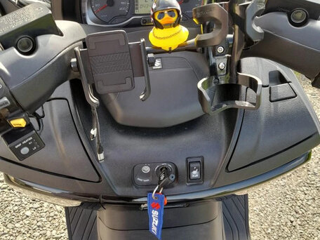 2013 Suzuki Burgman (SkyWave) 650, чёрный, 700000 рублей, вид 2