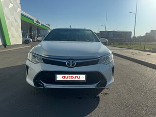 2016 Toyota Camry VII (XV50) Рестайлинг, белый, 2400000 рублей, вид 1
