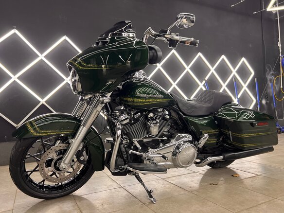 2019 Harley-Davidson Street Glide, зелёный, 2150000 рублей - вид 2